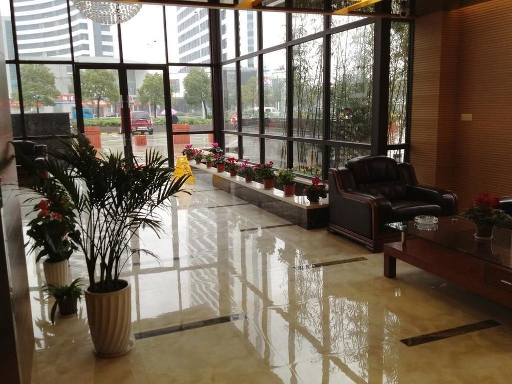 Yiting Si Ji Hotel Nantong Gongnong North Road ภายนอก รูปภาพ